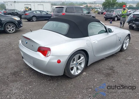 2006 BMW Z4 3.0Si z USA, uszkodzony, nr VIN 4USBU53576LX01718